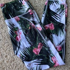 Fabletics-High Waisted Printed Powerhold- 7/8- Med